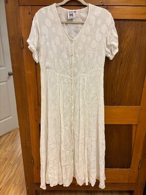 Papillon Ivory Midi Dress - size medium